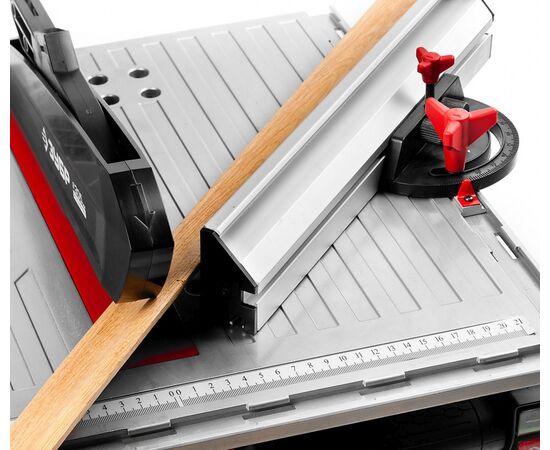  Торцовочная пила Зубр ЗПТК-305-1900 