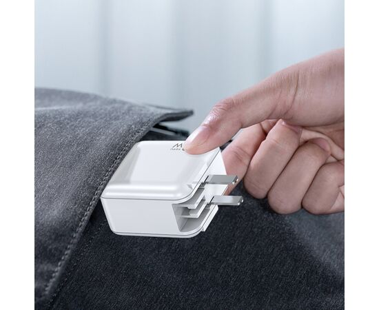  Сетевое зарядное устройство TOTU HTY-0902000 1xUSB + 1xUSB-C, 0.8A, 18W, белый 