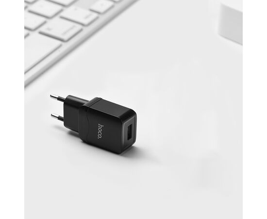  Сетевое зарядное устройство HOCO C22A Little 1xUSB с Кабелем USB - Lightning, 2.4A, 10.8W, черный 