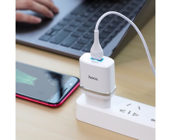  Сетевое зарядное устройство 1USB 3A QC3.0 быстрая зарядка  с дата-кабелем micro USB Hoco C12Q 1м (White) 