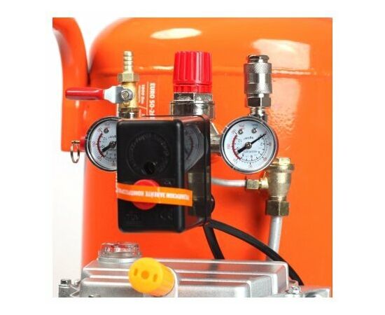  Компрессор поршневой Patriot EURO 50-260K (525306316) масляный 260л/мин 50л 1800Вт оранжевый 