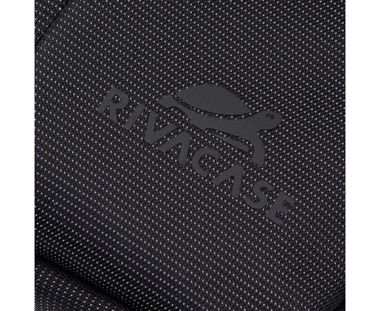  Сумка для ноутбука 15.6" Riva 8231 черный полиэстер 