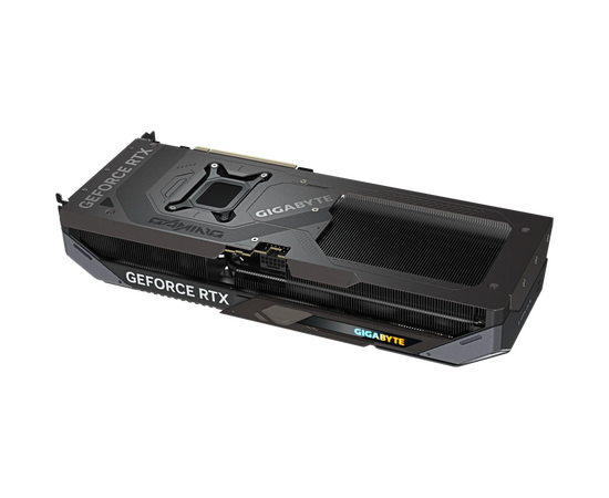  Видеокарта Gigabyte RTX5070 Gaming OC 12GB (GV-N5070GAMING OC-12GD) GDDR7 192bit 3xDP HDMI 3Fan RTL 