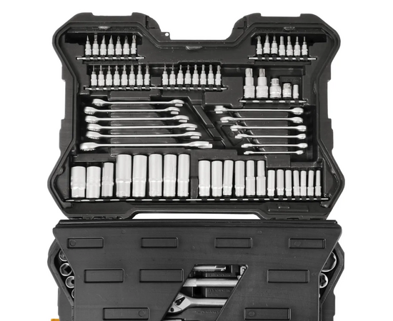  Набор ручного инструмента Bort BTK-215 